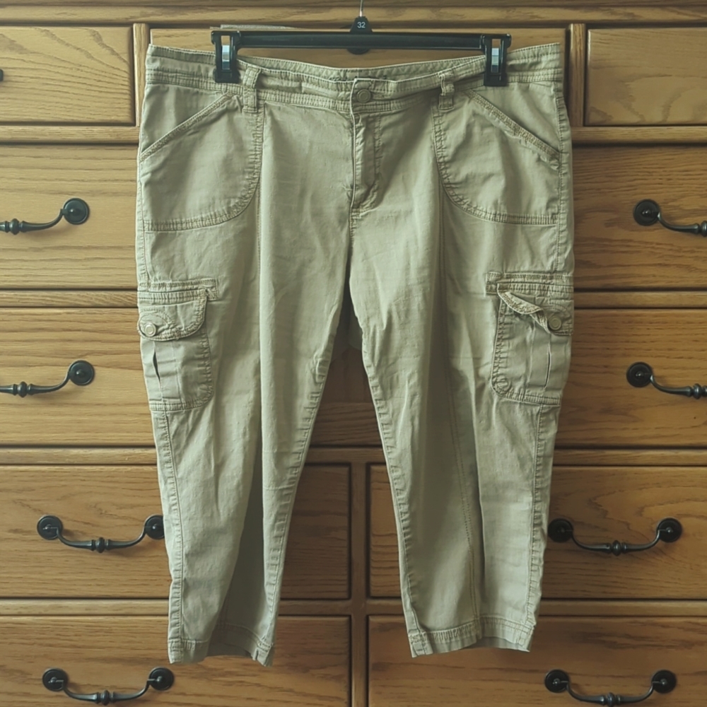 Capri Pants